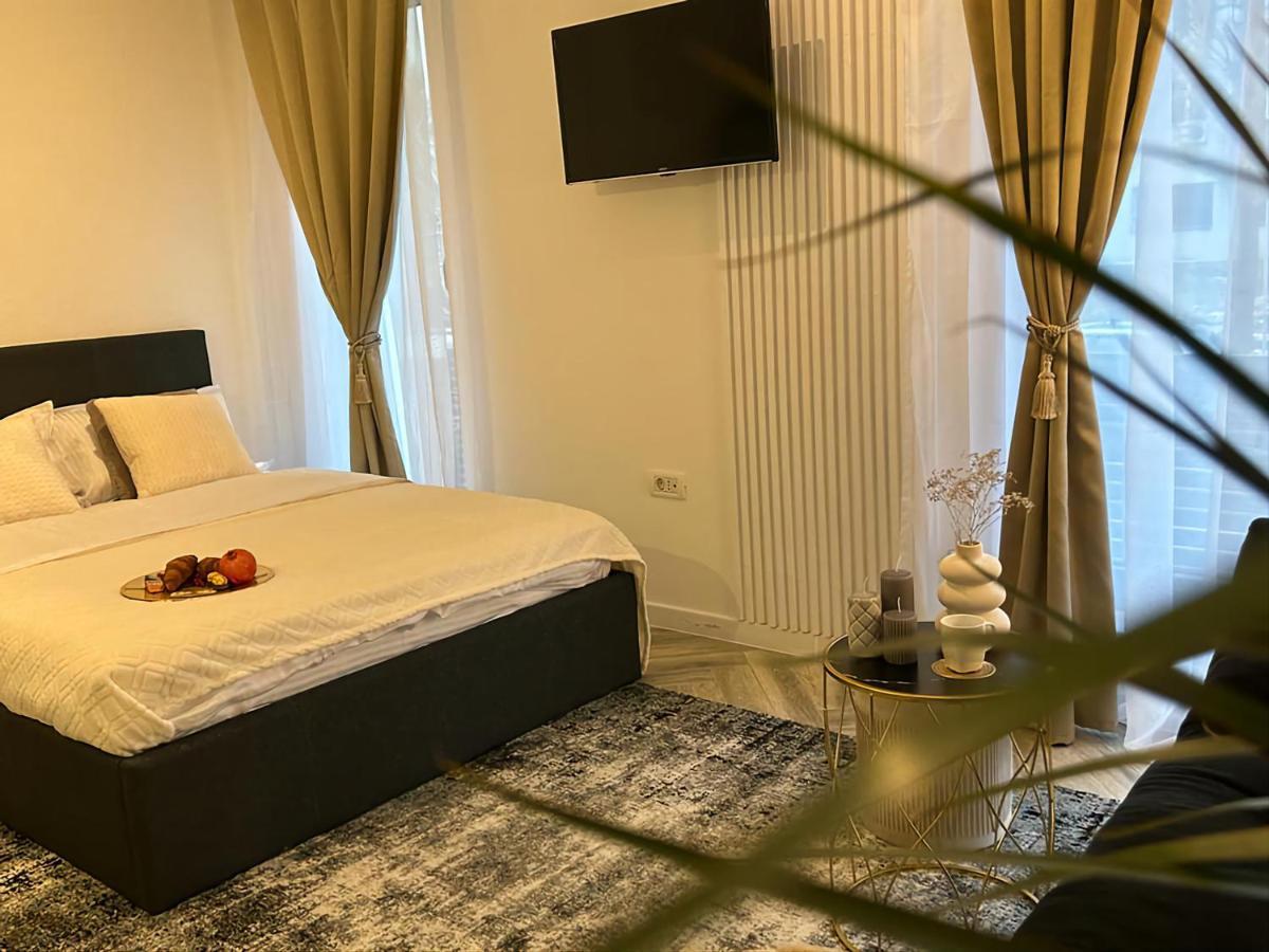 Luxury Mansion Lägenhet Bukarest Exteriör bild