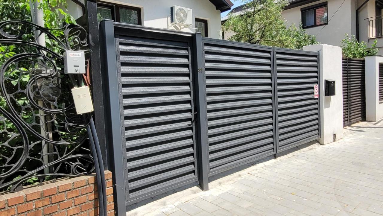 Luxury Mansion Lägenhet Bukarest Exteriör bild